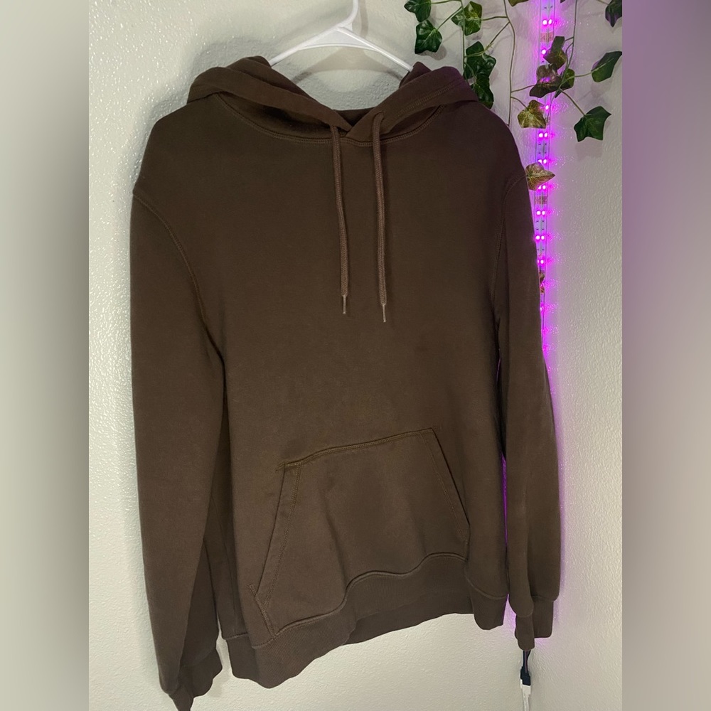 Divided/H&M Brown Hoodie for Ultimate Comfort